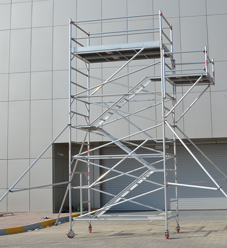 Canti lever scaffolding